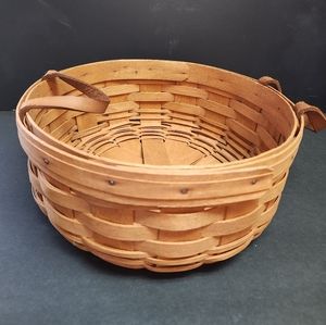 Longaberger Darning Round Basket 1993